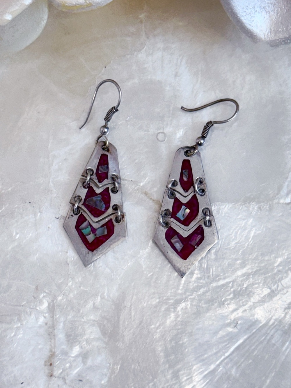 Vintage red abalone inlay silver tone dangle earrings alpaca Mexico